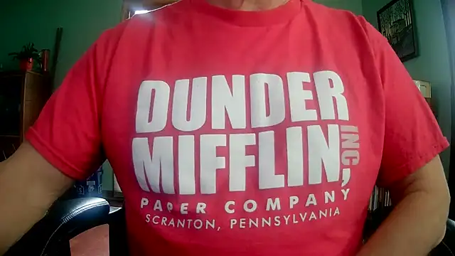 ilundercover online show from April 2026 12:41:02 PM