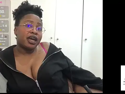 Snapshot of TwerkingTemptress chatting on June 2026 08:19:02 PM TwerkingTemptress online show from June 2026 08:19:02 PM