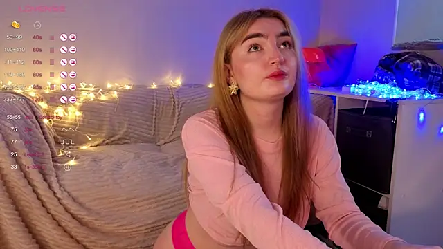 sweetandcuteee online show from April 2026 11:00:01 AM