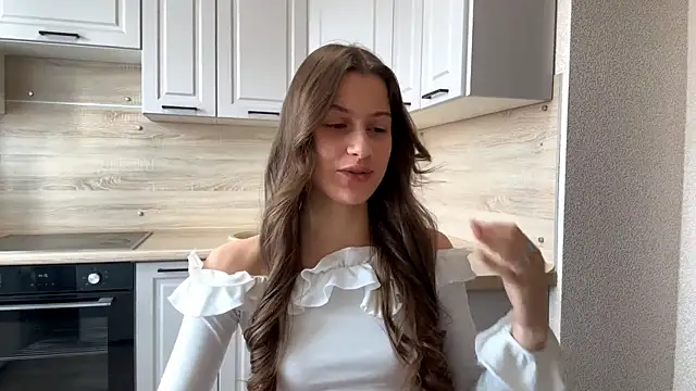 LiseVener online show from April 2026 07:13:02 AM