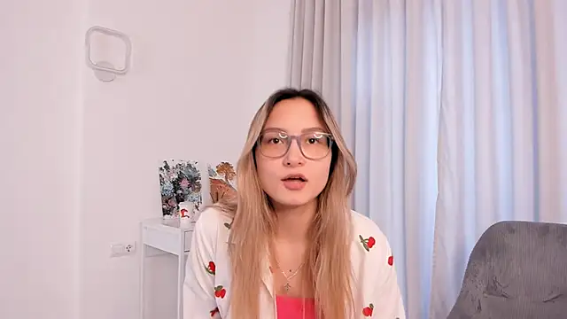 AleidaKallen online show from April 2026 08:49:01 AM