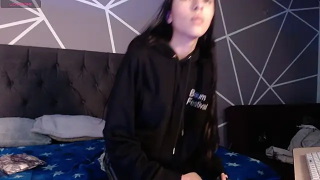 Violett1126 online show from April 2026 05:24:01 AM