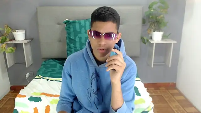 Snapshot of Lukaz_Caballero chatting on June 2026 09:53:01 AM Lukaz Caballero online show from June 2026 09:53:01 AM