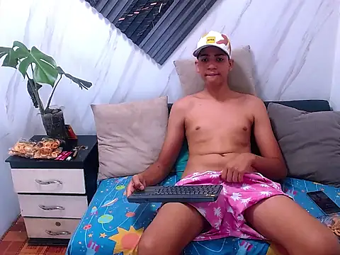 Lukaz Caballero online show from May 2026 04:23:01 PM