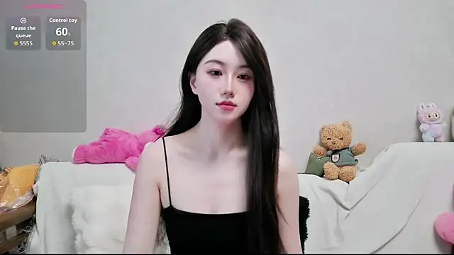 LUNYI-CC online show from April 2026 04:39:01 AM