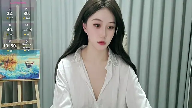LUNYI-CC online show from May 2026 10:43:01 AM