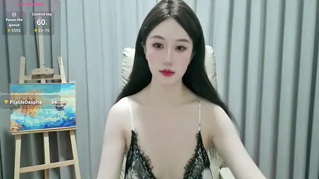 LUNYI-CC online show from May 2026 10:36:02 AM