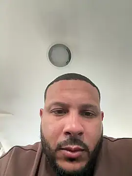 letsgetit30 online show from April 2026 02:10:02 PM