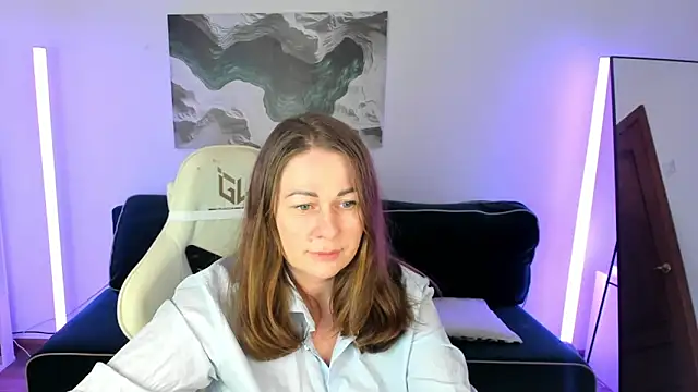 NinnaBrewer online show from April 2026 02:36:02 AM