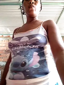 Lili-Sex online show from May 2026 09:28:01 PM