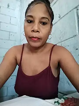 Lili-Sex online show from May 2026 04:13:01 PM