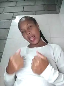 Lili-Sex online show from May 2026 04:22:01 AM