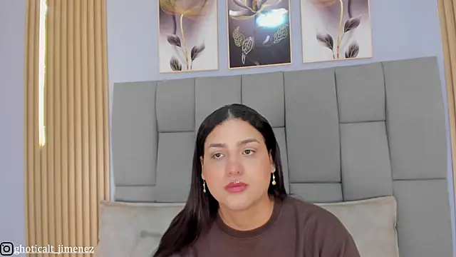 ValeryCooper online show from May 2026 11:20:02 AM