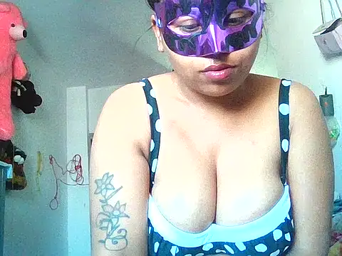 Snapshot of Muskan-kumare chatting on April 2026 03:22:01 AM Muskan-kumare online show from April 2026 03:22:01 AM