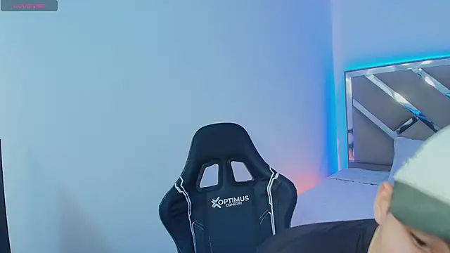 Snapshot of Valentino_Rey chatting on April 2026 11:59:02 AM Valentino Rey online show from April 2026 11:59:02 AM