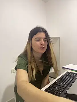 Snapshot of amelia_16 chatting on May 2026 01:09:01 PM amelia 16 online show from May 2026 01:09:01 PM