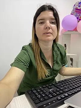 Snapshot of amelia_16 chatting on June 2026 02:33:02 PM amelia 16 online show from June 2026 02:33:02 PM