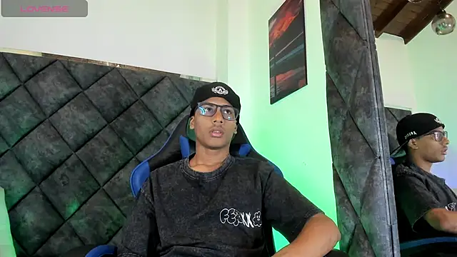 LiamKron online show from July 2026 10:59:02 AM