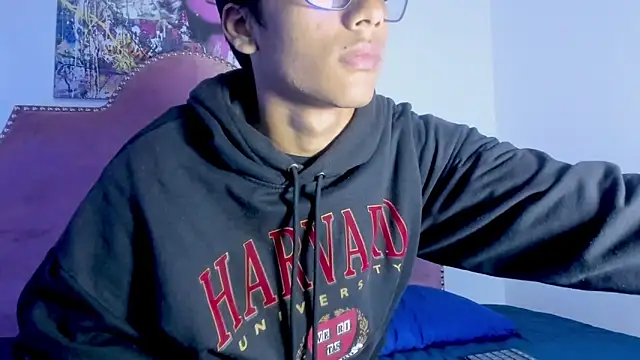 LiamKron online show from April 2026 11:22:02 AM