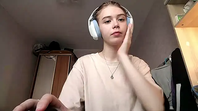 HebrewRiding online show from April 2026 08:07:02 AM