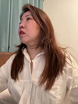 Snapshot of yhan1314 chatting on April 2026 06:04:02 AM yhan1314 online show from April 2026 06:04:02 AM