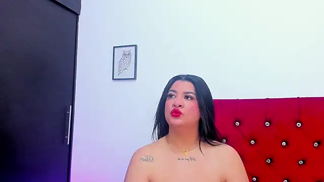 Katty West online show from April 2026 11:40:02 AM
