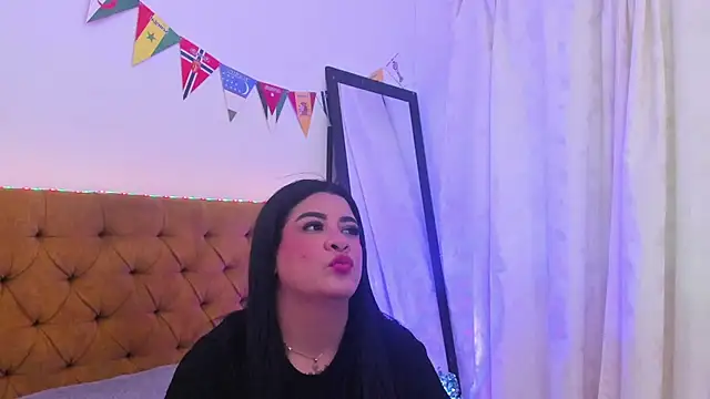 Katty West online show from July 2026 07:07:02 PM
