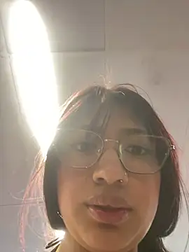 Maraia Violetta online show from April 2026 09:39:33 PM