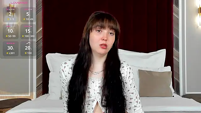 YunaStorm online show from April 2026 02:53:01 PM