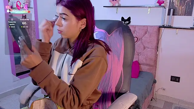 VelinaHoney online show from May 2026 12:47:01 PM
