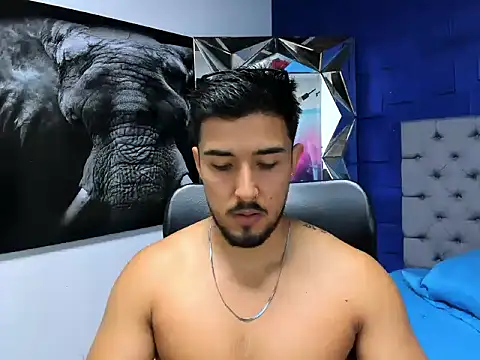 alangreek1 online show from June 2026 01:33:01 AM