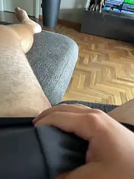 Snapshot of italianboy20cm chatting on July 2026 12:12:02 PM italianboy20cm online show from July 2026 12:12:02 PM