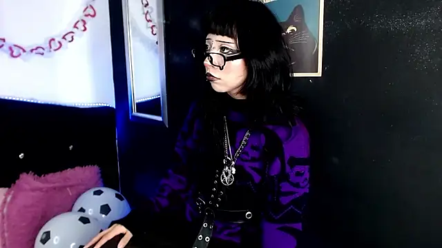 KiomyVamp online show from June 2026 04:22:01 PM