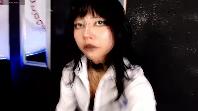 KiomyVamp online show from April 2026 04:09:01 PM