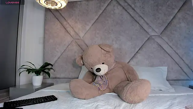 Snapshot of kendall_Milleer chatting on July 2026 04:08:02 AM kendall Milleer online show from July 2026 04:08:02 AM