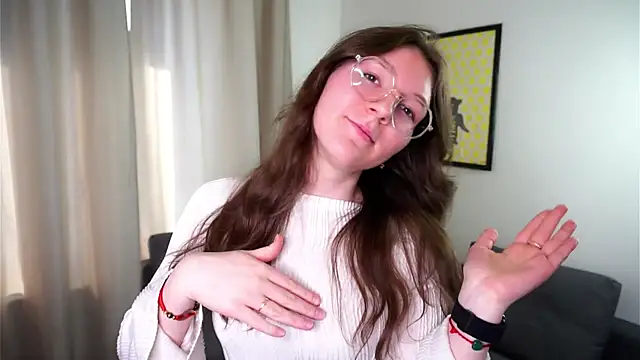 BerthaWyre online show from April 2026 12:06:02 PM