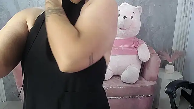 Scarlett jhonson ch online show from June 2026 01:00:01 PM