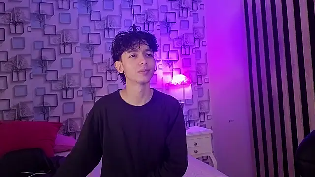 Twink Sebas7 online show from June 2026 12:21:02 PM