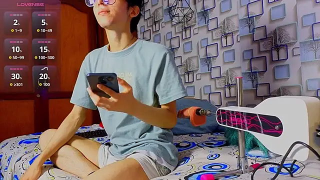 Snapshot of Twink_Sebas7 chatting on April 2026 12:31:01 PM Twink Sebas7 online show from April 2026 12:31:01 PM