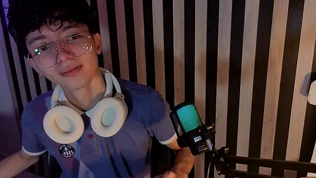 Twink Sebas7 online show from June 2026 12:22:01 PM