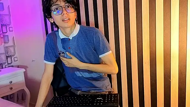 Twink Sebas7 online show from May 2026 12:14:01 PM