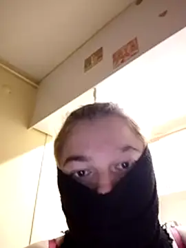 cansu27 online show from April 2026 08:47:02 PM