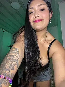 Simplemente Aurora online show from May 2026 01:48:07 AM