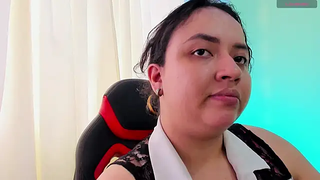 Snapshot of Cassle_ibarra_x chatting on May 2026 06:16:01 PM Cassle ibarra x online show from May 2026 06:16:01 PM