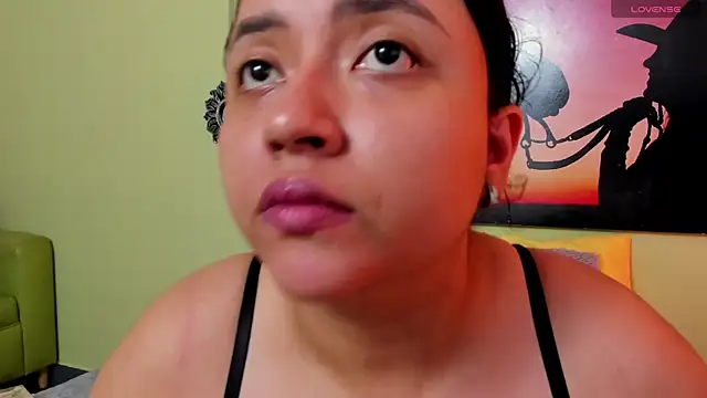 Snapshot of Cassle_ibarra_x chatting on May 2026 08:53:01 PM Cassle ibarra x online show from May 2026 08:53:01 PM