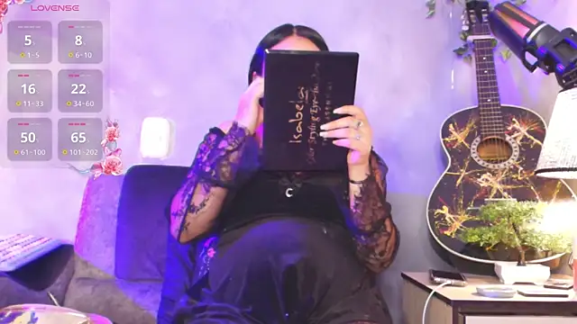 Snapshot of ambar__devon chatting on April 2026 08:12:01 PM ambar devon online show from April 2026 08:12:01 PM