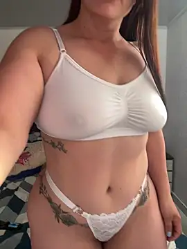 karolsuit online show from April 2026 10:16:01 PM