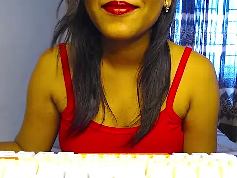 Snapshot of VelvetCoupleLive chatting on July 2026 04:41:02 AM VelvetCoupleLive online show from July 2026 04:41:02 AM