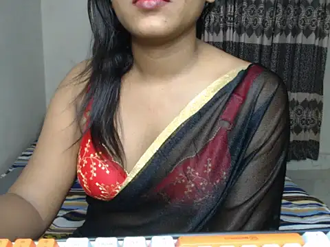 Snapshot of VelvetCoupleLive chatting on July 2026 03:57:01 PM VelvetCoupleLive online show from July 2026 03:57:01 PM