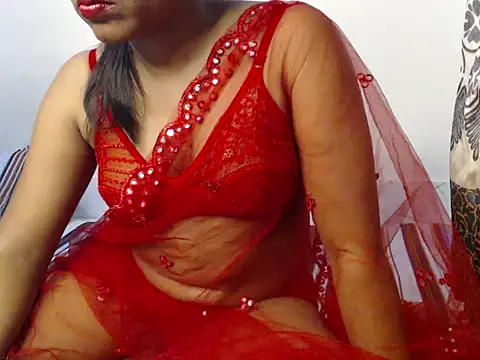 Snapshot of VelvetCoupleLive chatting on June 2026 04:29:02 PM VelvetCoupleLive online show from June 2026 04:29:02 PM